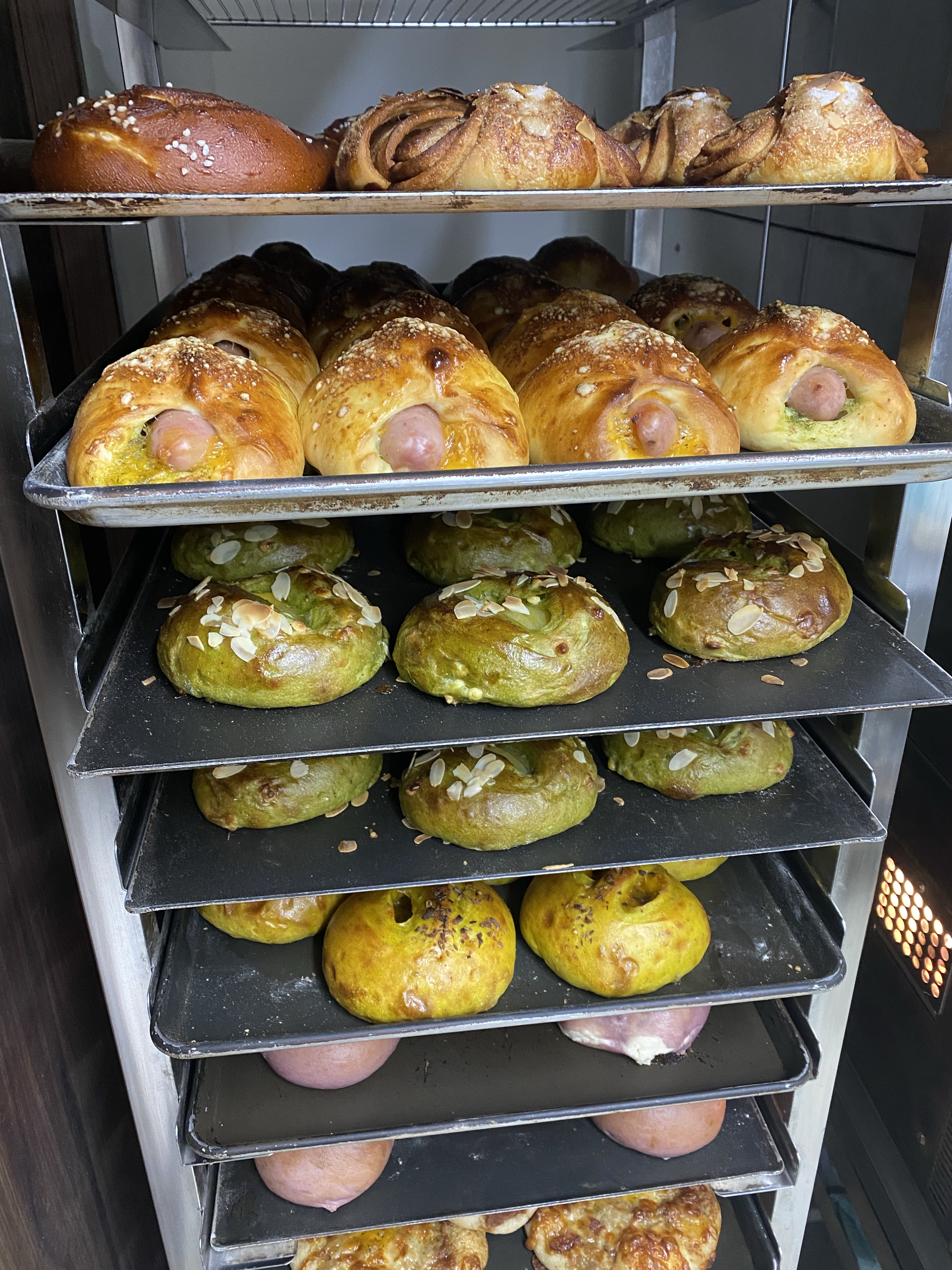 Today’s Bagel ＆Buns 本日のパン各種